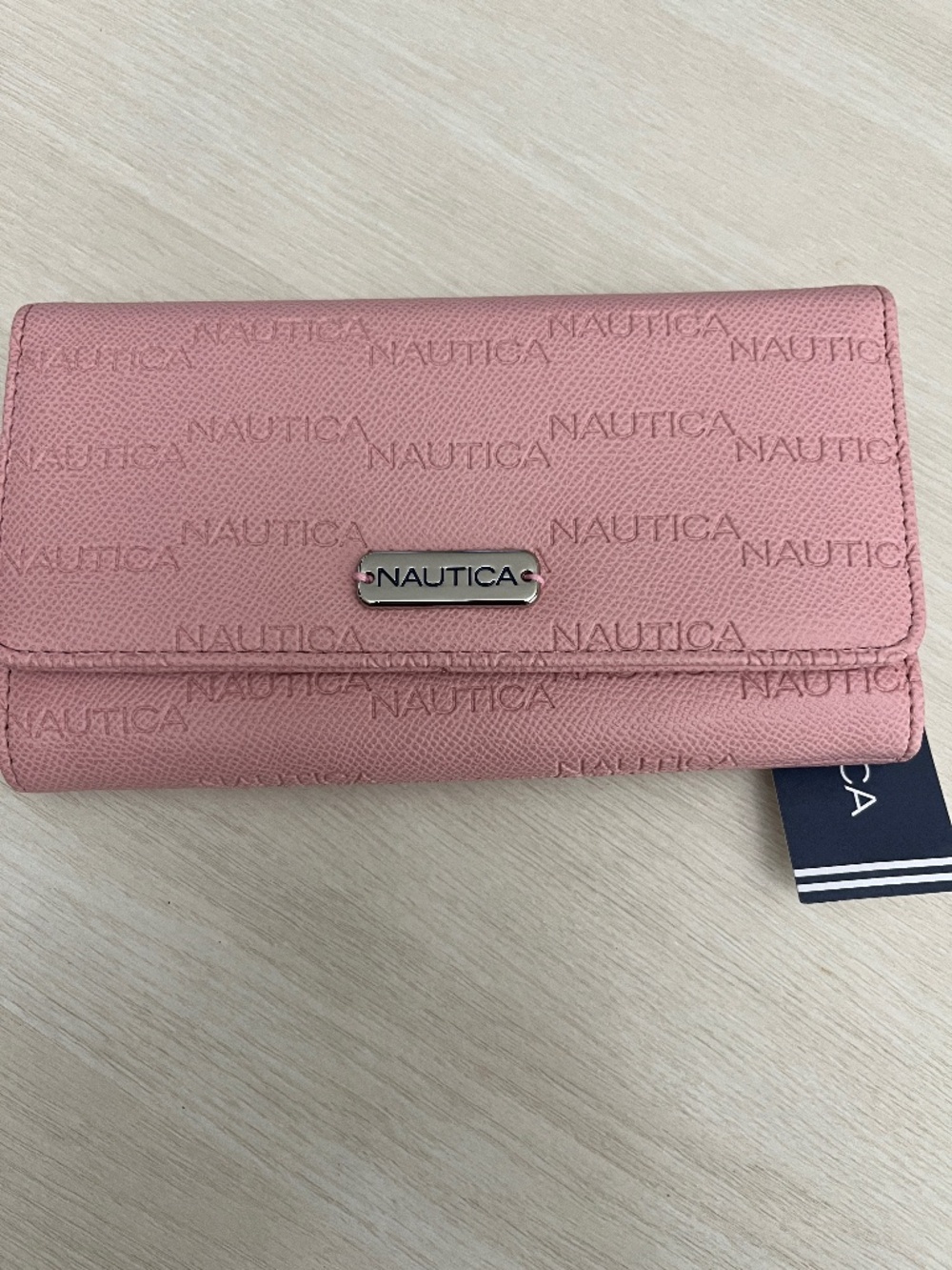 New Nautica Woman’s Pick Wallet